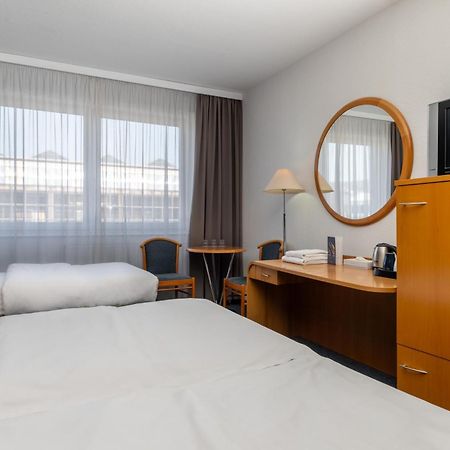 Orea Hotel Voro Brno Luaran gambar