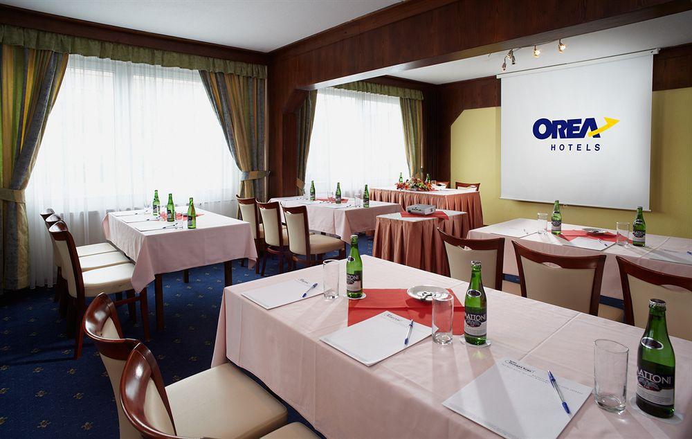 Orea Hotel Voro Brno Luaran gambar