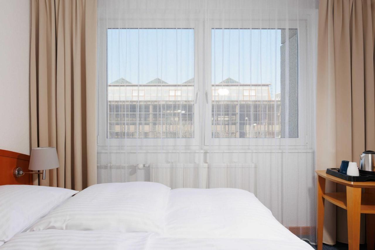 Orea Hotel Voro Brno Luaran gambar
