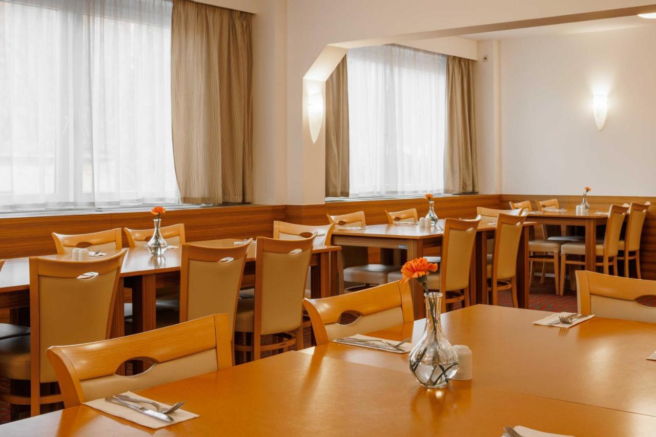 Orea Hotel Voro Brno Luaran gambar