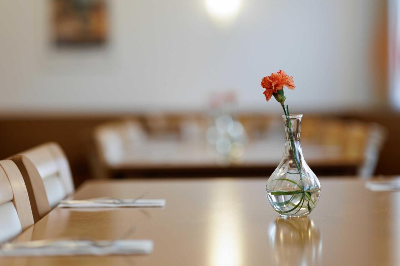 Orea Hotel Voro Brno Luaran gambar