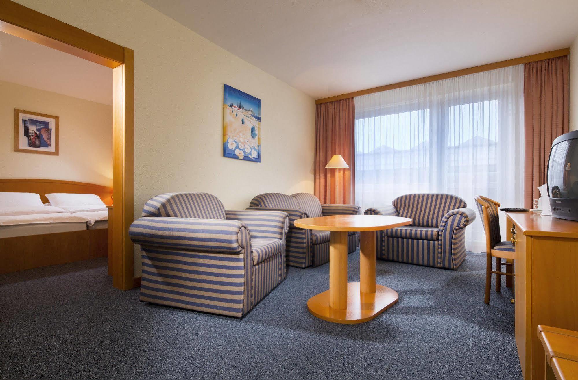 Orea Hotel Voro Brno Luaran gambar